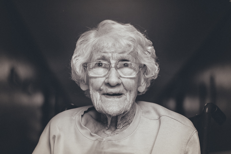 Every line tells a story.
Simply Her.
Honest portraits that honor the beauty of women exactly as they are.

I'm opening 10 Simply Her sessions. Want one? DM me for details.